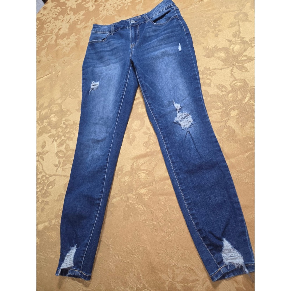 Small‎ Maurices Distressed Skinny Jeans Dark Wash Shredded Hem  Womens 30x27.5